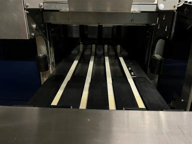 Fully Automated Weigh-Wrap-Label System | DIGI AW-5600
