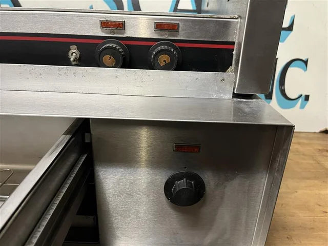 Hot Dog Serving Station | APW Wyott