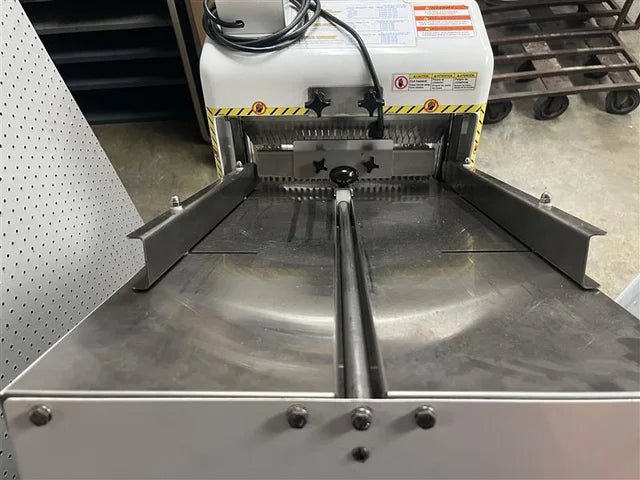 7/16" Bread Slicer | Oliver
