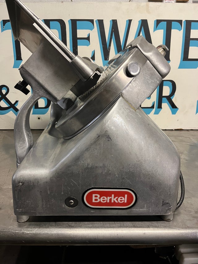 12" Manual Gravity Deli Slicer | Berkel 813A (Vintage)