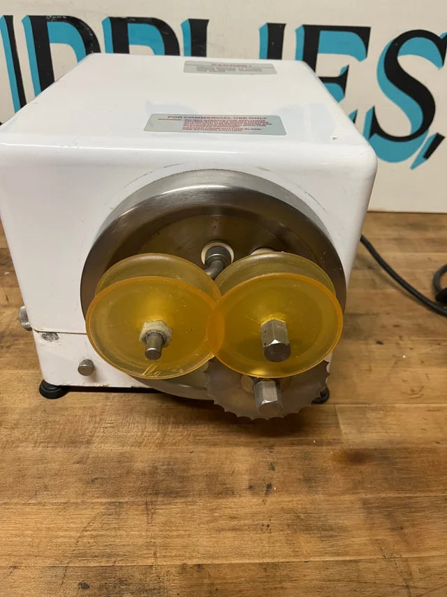 Shrimperfect™ Shrimp Cutter and Deveiner | Prawnto