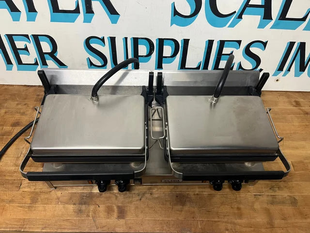 2-Section Commercial Panini Grill | Silesia