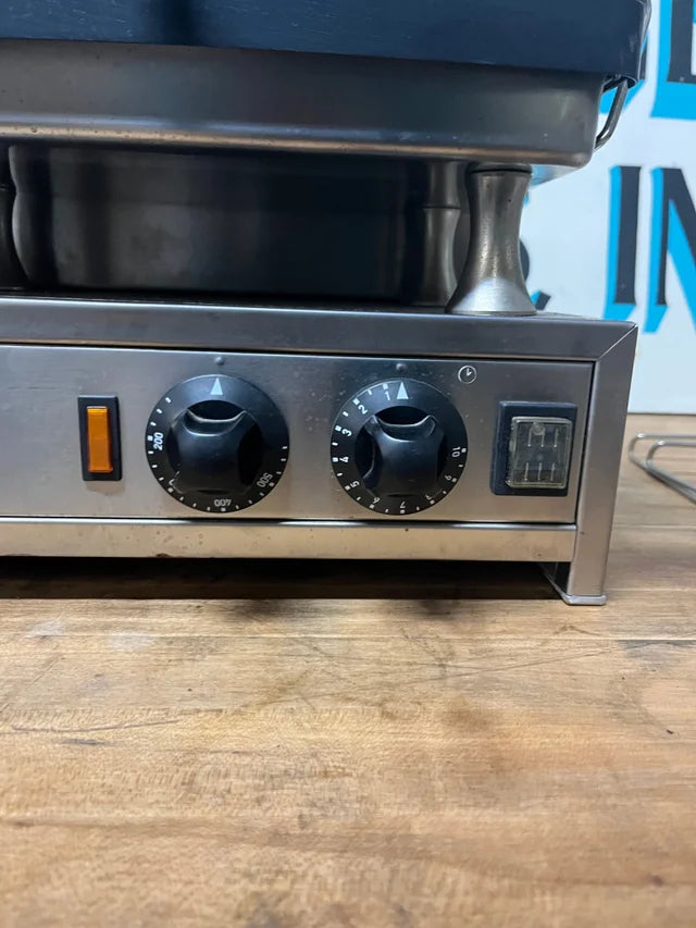 2-Section Commercial Panini Grill | Silesia