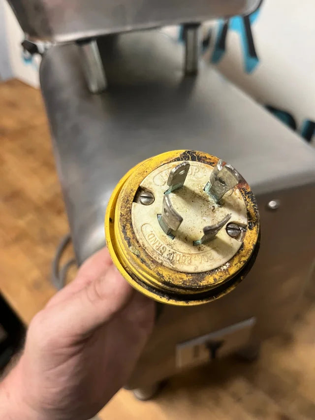 1.5HP Meat Grinder Size #22 | Hobart