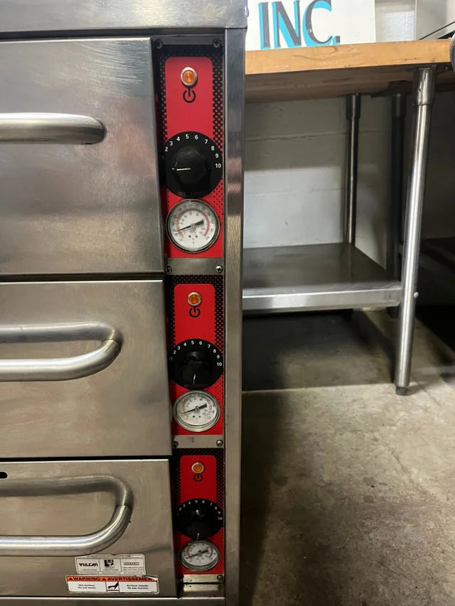 3-Drawer Warming Cabinet, Freestanding | Hobart/Vulcan