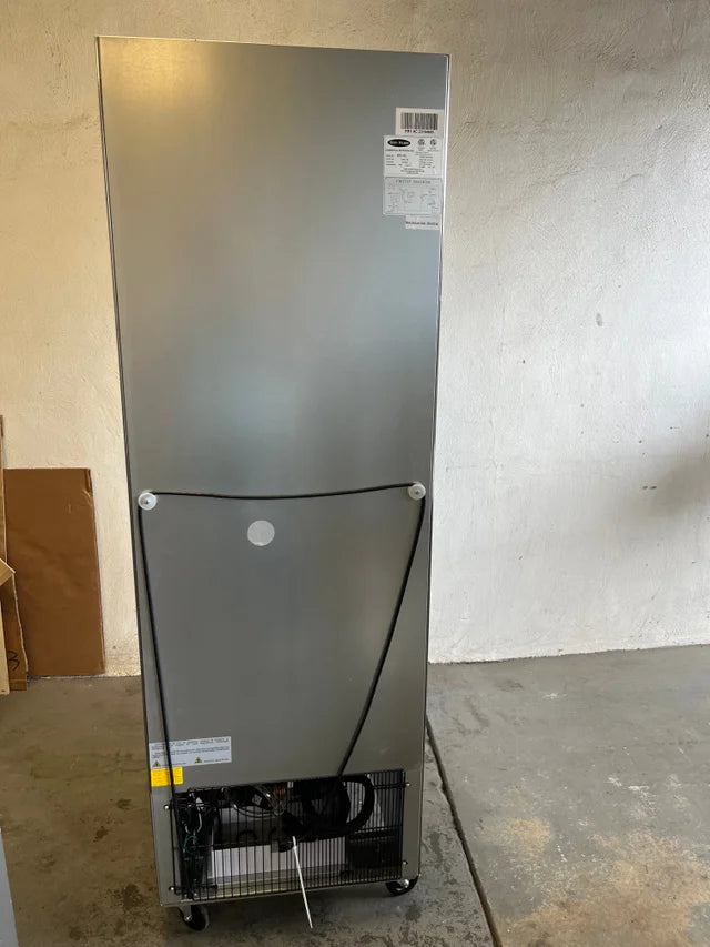 27" Reach-In Refrigerator | Serv-Ware