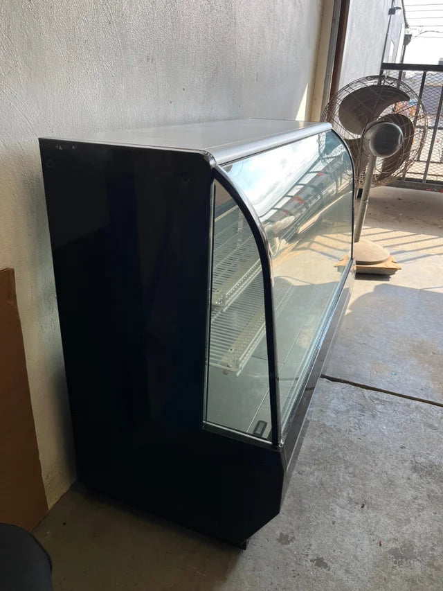 72" Refrigerated Deli Display, Red | Turbo-Air